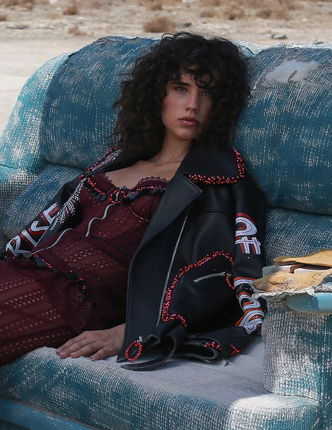 EVERYWHERE & NOWHERE