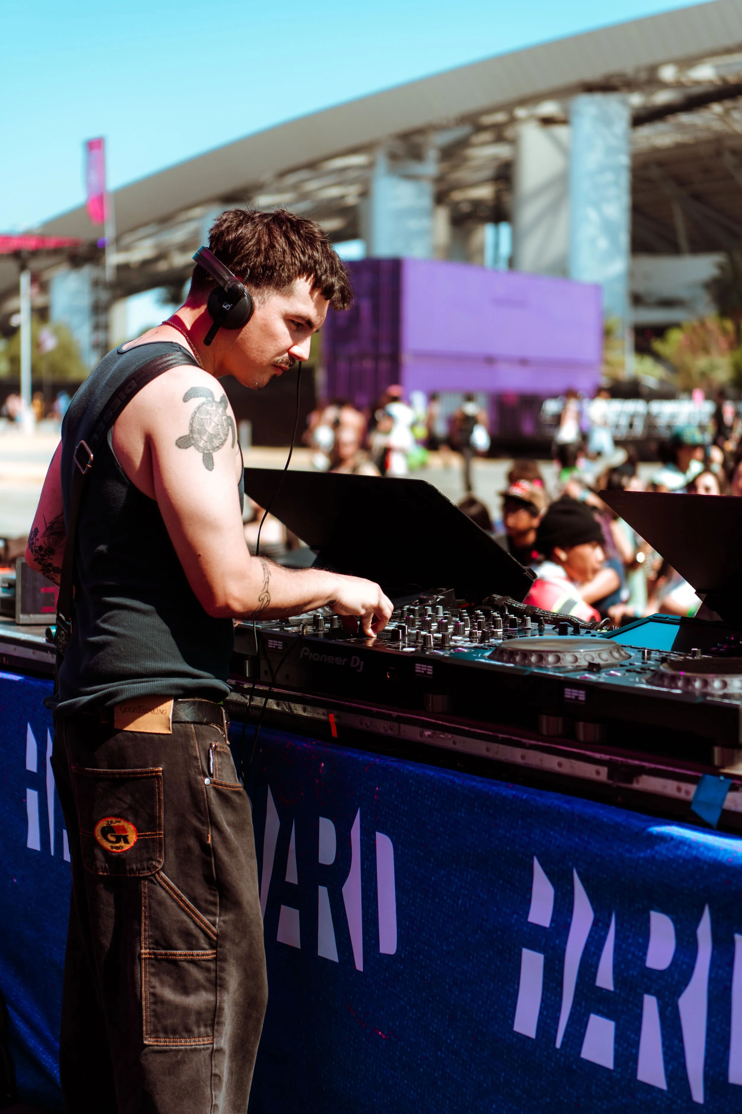 Nikki Neumann for HARD Summer.jpg