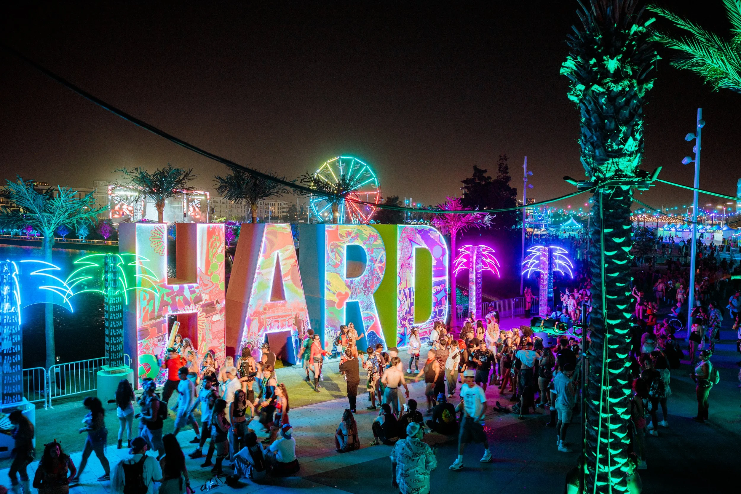 HARD SUMMER REFLECTS A CULTURE WITHOUT BORDERS 