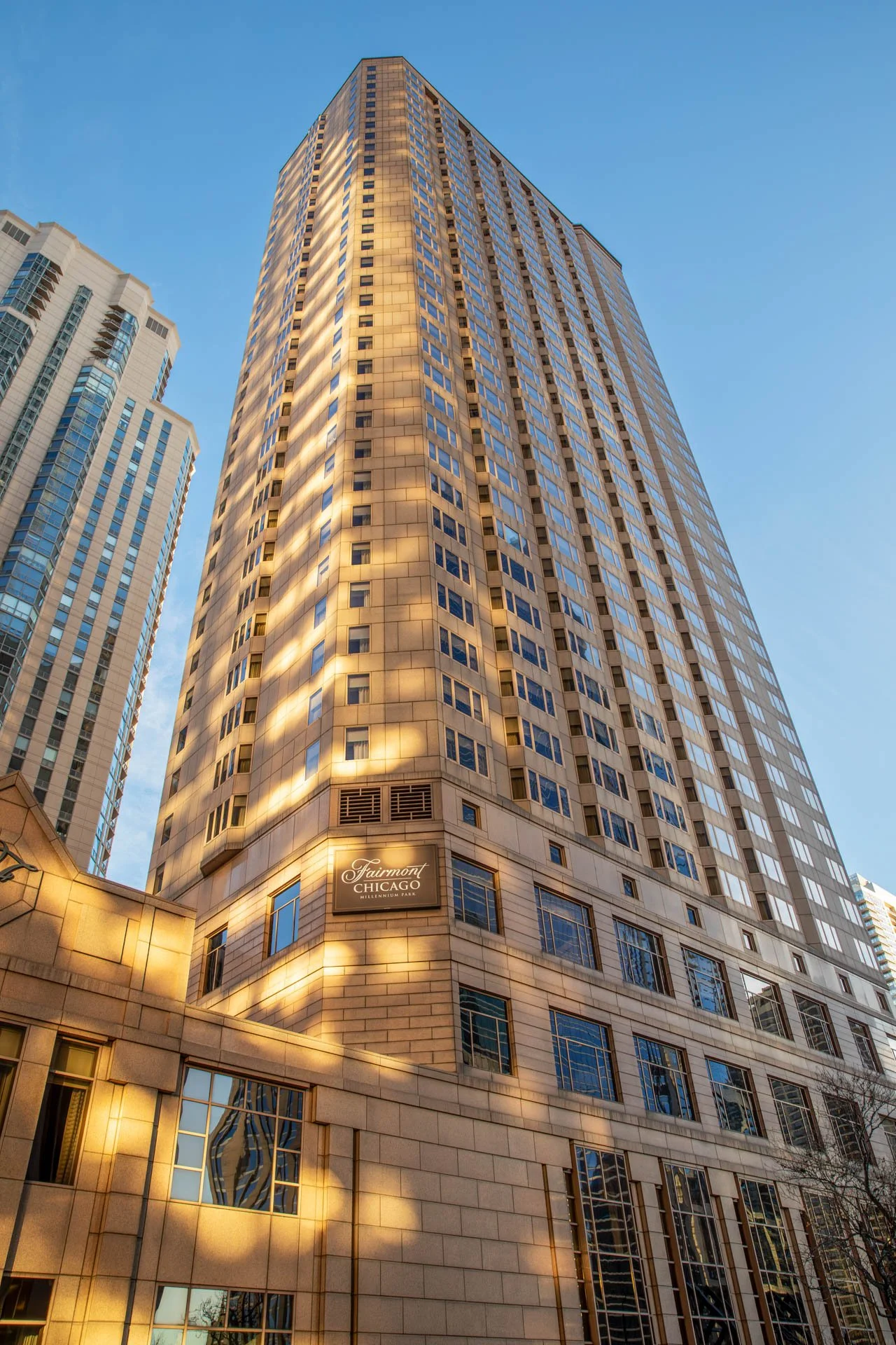 FairmontChicago_Exterior (5).jpg