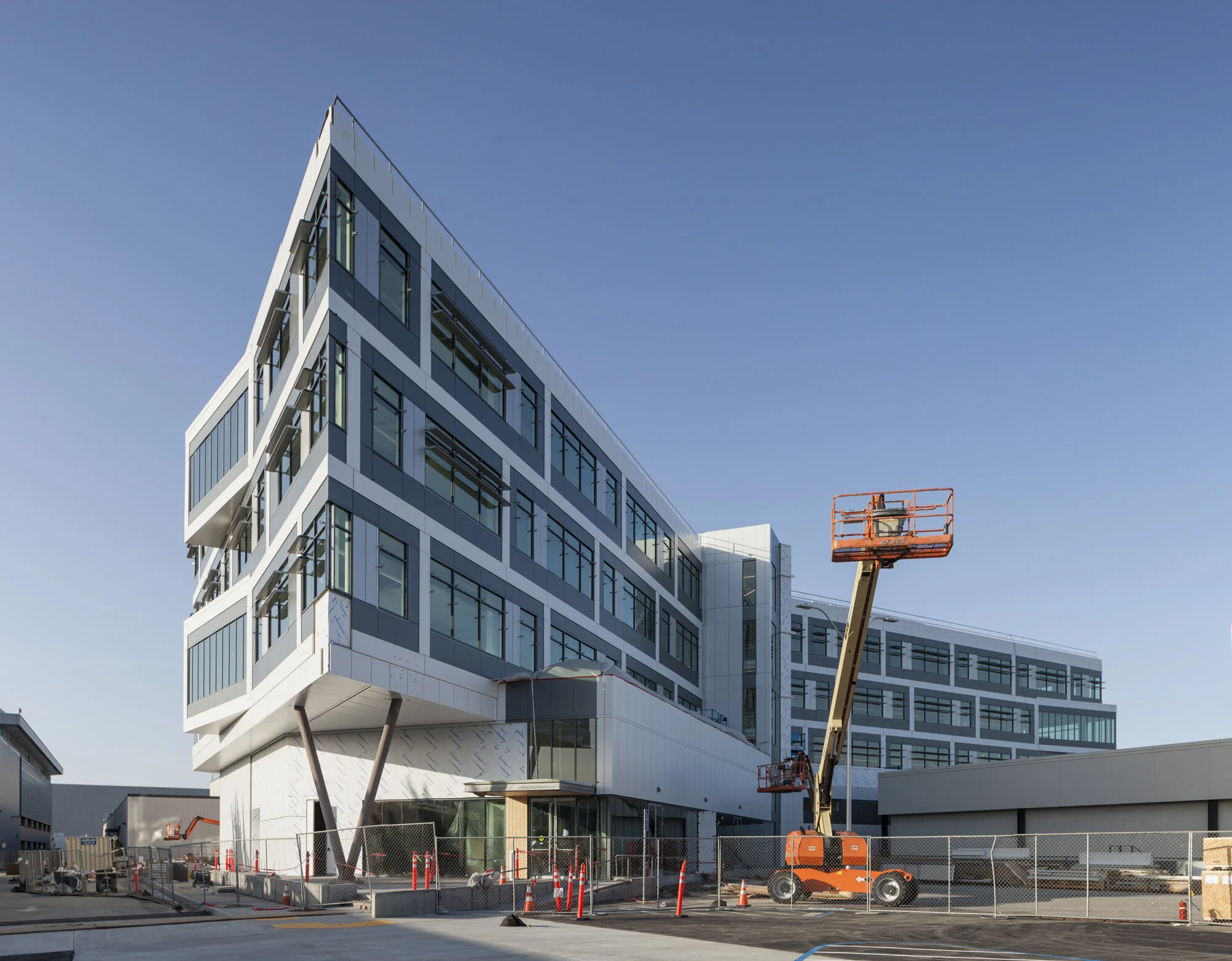 SFO CAC scouting view-#10-24mm stitch ground level--¬Henrik Kam 2018.JPG