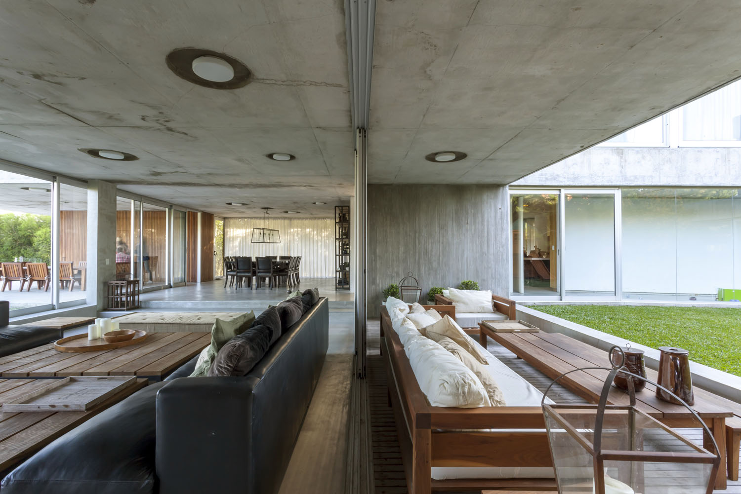 20-AFRA-CASA NORDELTA-PH_FEDERICO_KULEKDJIAN.jpg