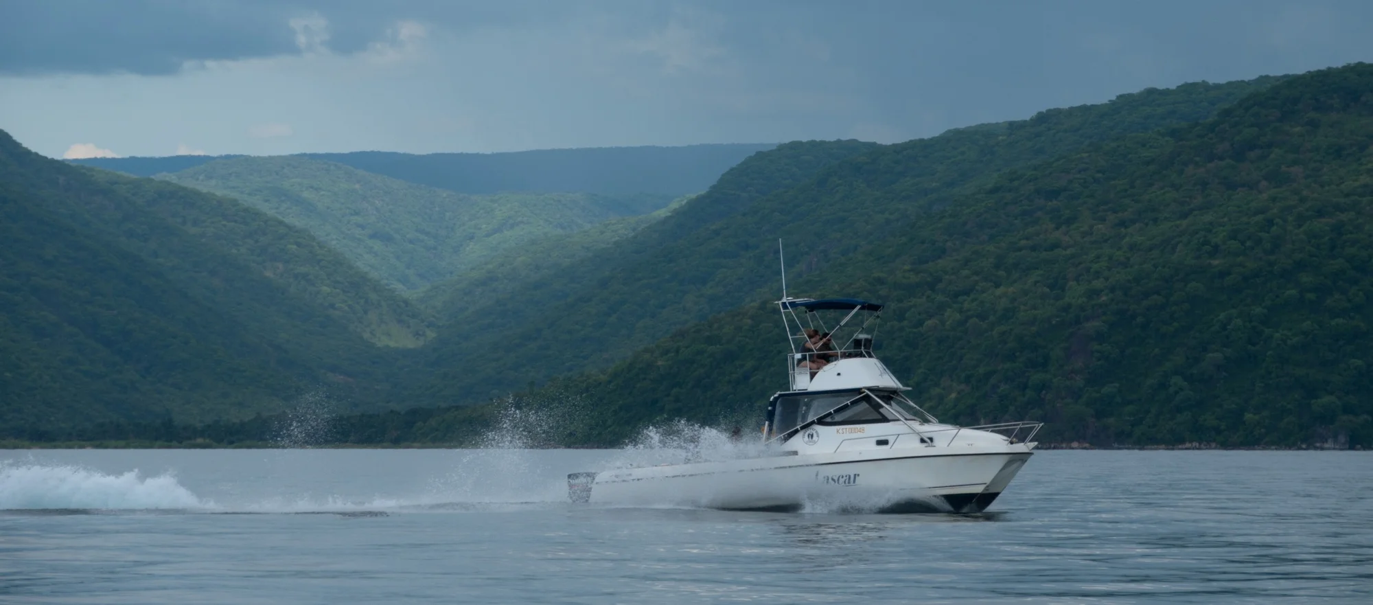 Shallow water Multibeam Survey Boat.jpg