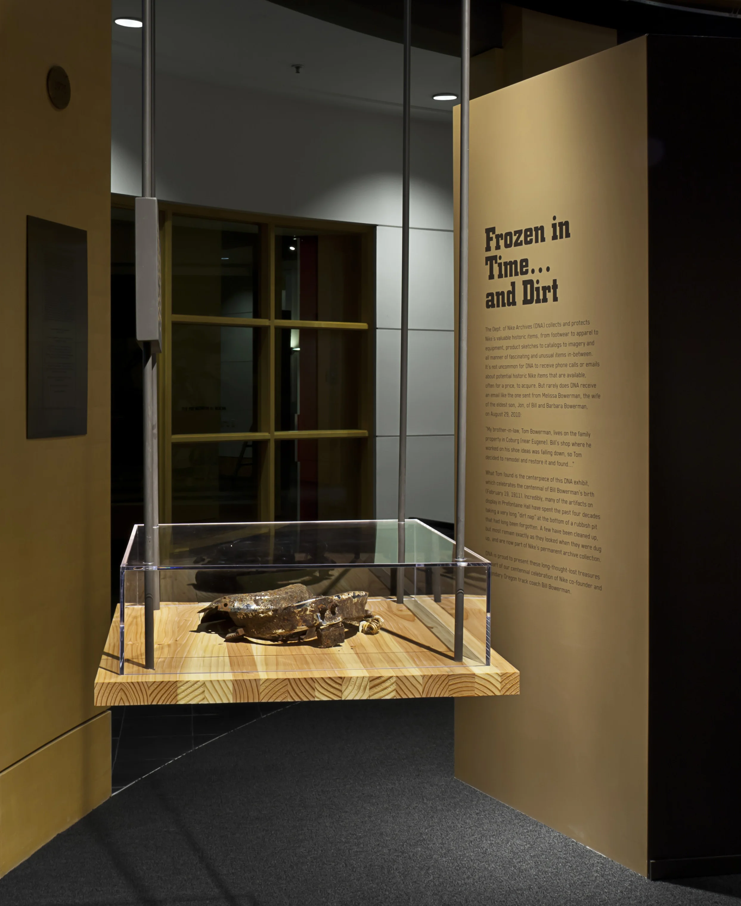 DNA_100Bowerman_PreHall-4511.jpg