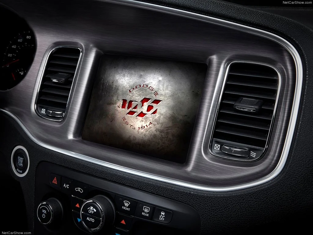Dodge-Charger_100th_Anniversary_Edition_2014_1024x768_wallpaper_0b.jpg