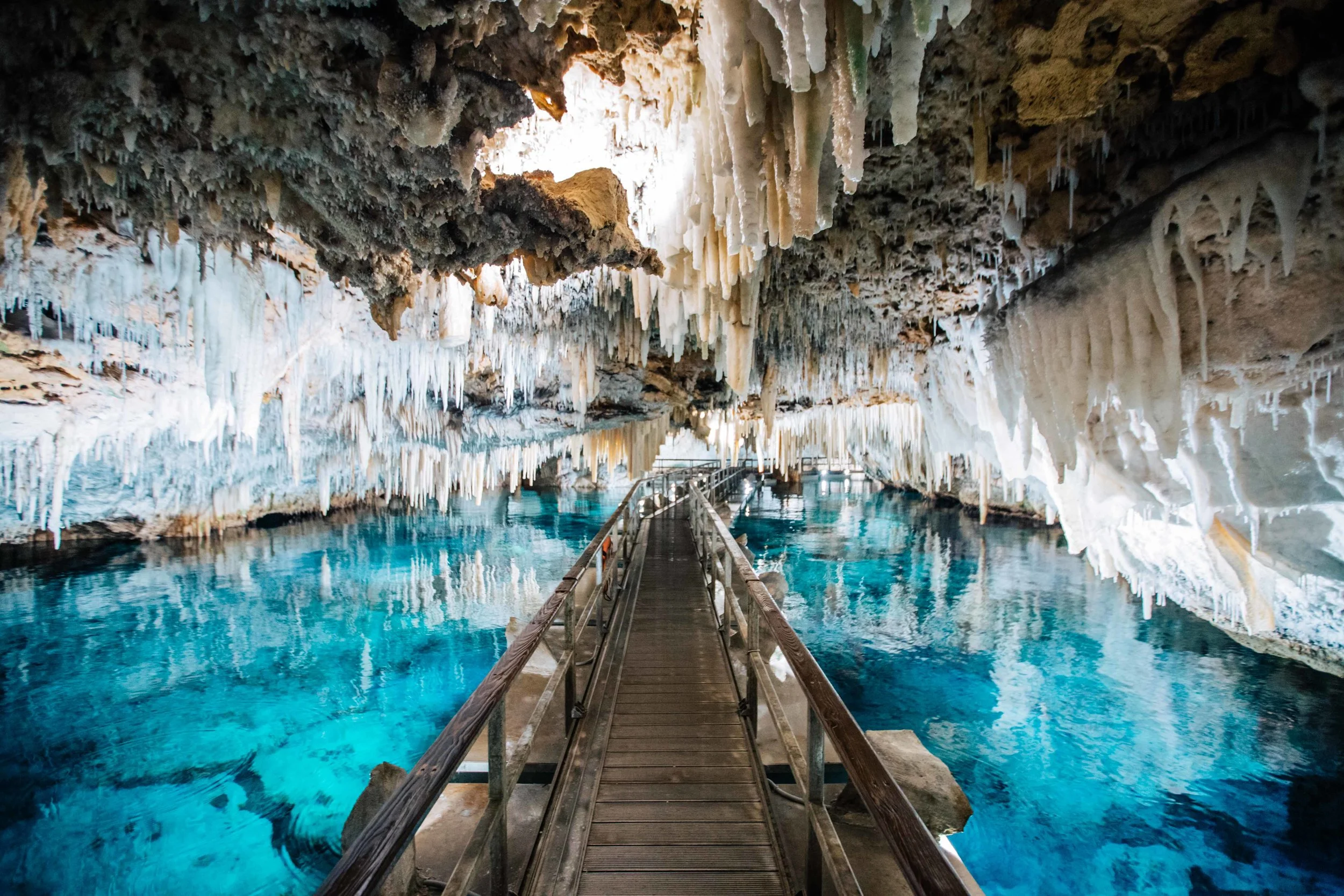 CRYSTAL CAVE