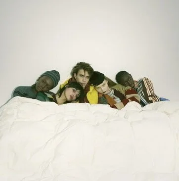 VOGUE PORTUGAL1765 2.jpg