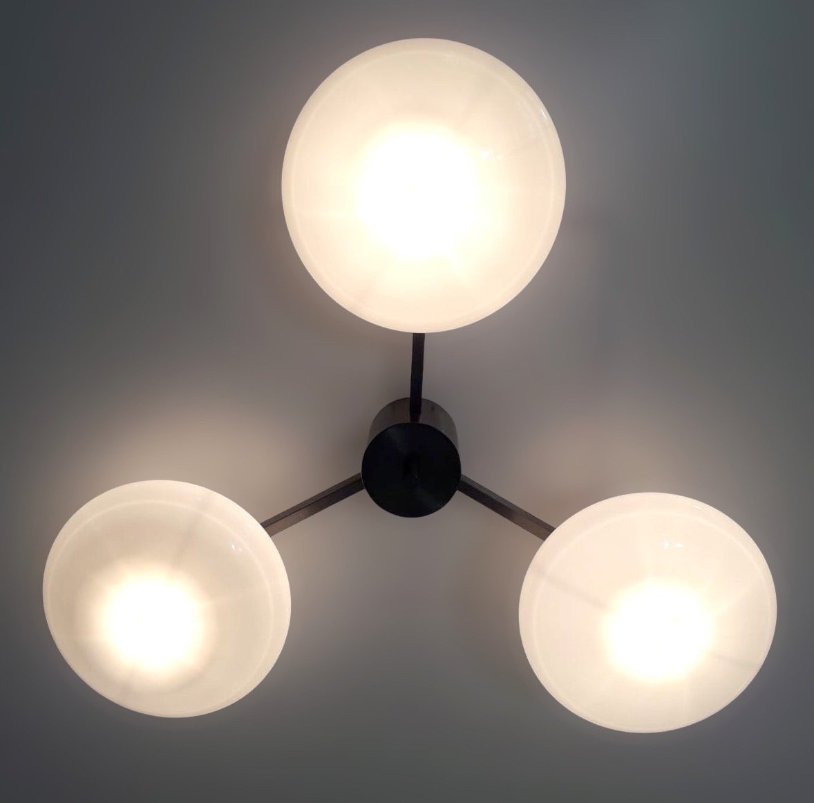 C744 GRAY ON B.JPG