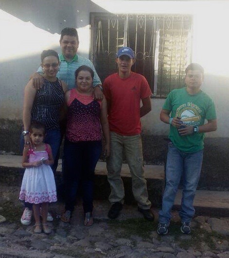 Humberto (back left, green shirt) during October vacations this past year. He and his girlfriend Maritza took to his home the two jovenes who work with him in the wood shop (right side, red shirt and green shirt), as well as our youngest girl at Amigos (dress). Also pictured is Humberto's sister (pink and black shirt).