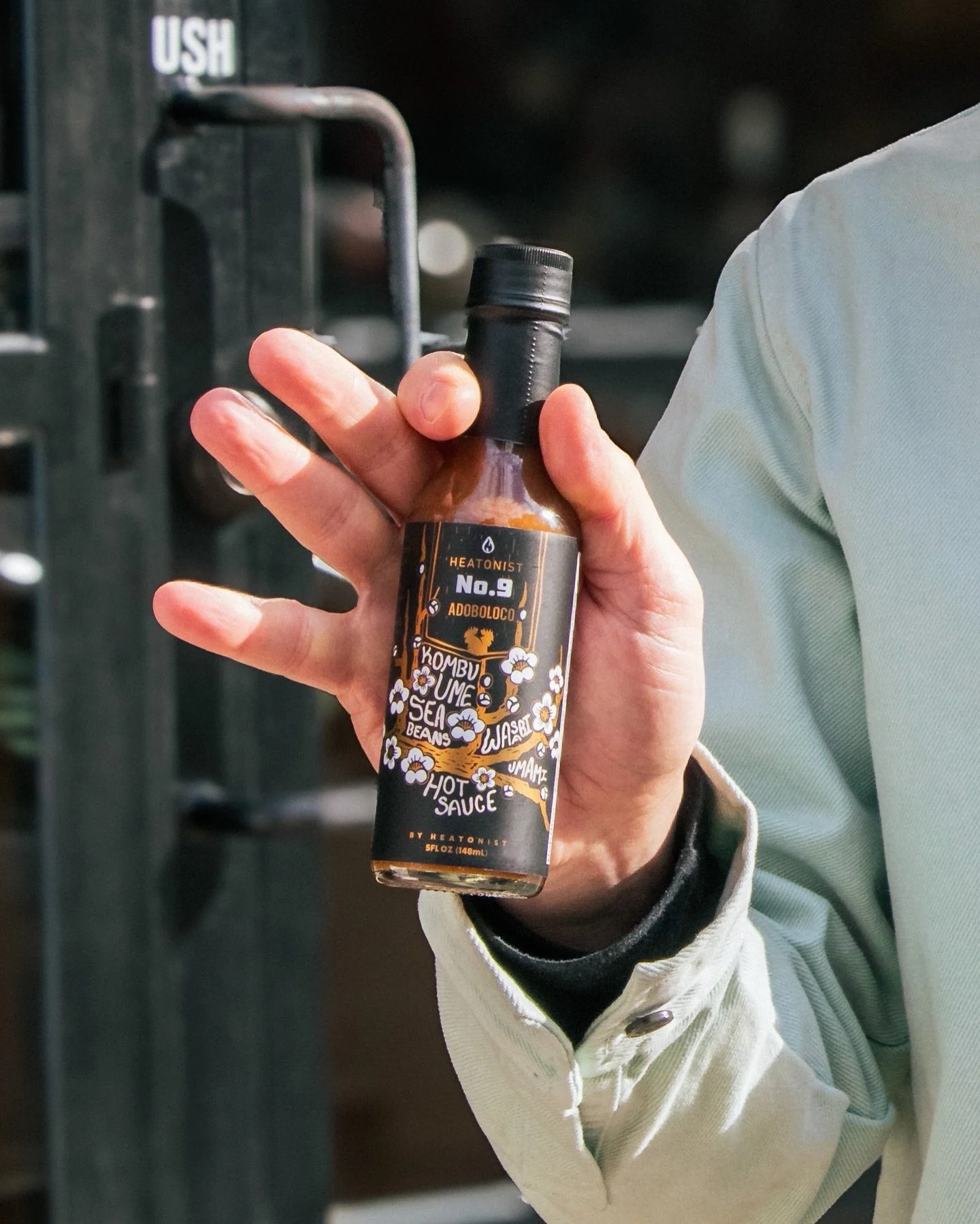 ✨#FADMakerSpotlight ✨ Hot sauce lovers, this one&rsquo;s for you 🌶️🔥 Meet @heatonist &mdash; the cult-favorite hot sauce company and official hot sauce partner of Hot Ones. 

What started as a pushcart at Brooklyn markets back in 2013 has grown int