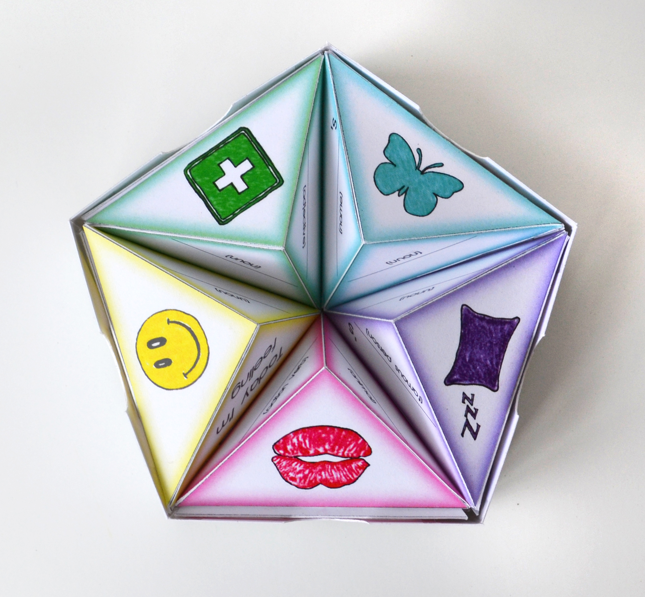  Positioned around the theme of mix-and-match, "The Conversation Starter"&nbsp;encourages both interaction and conversation around the breakfast table with this modular package design.&nbsp; 