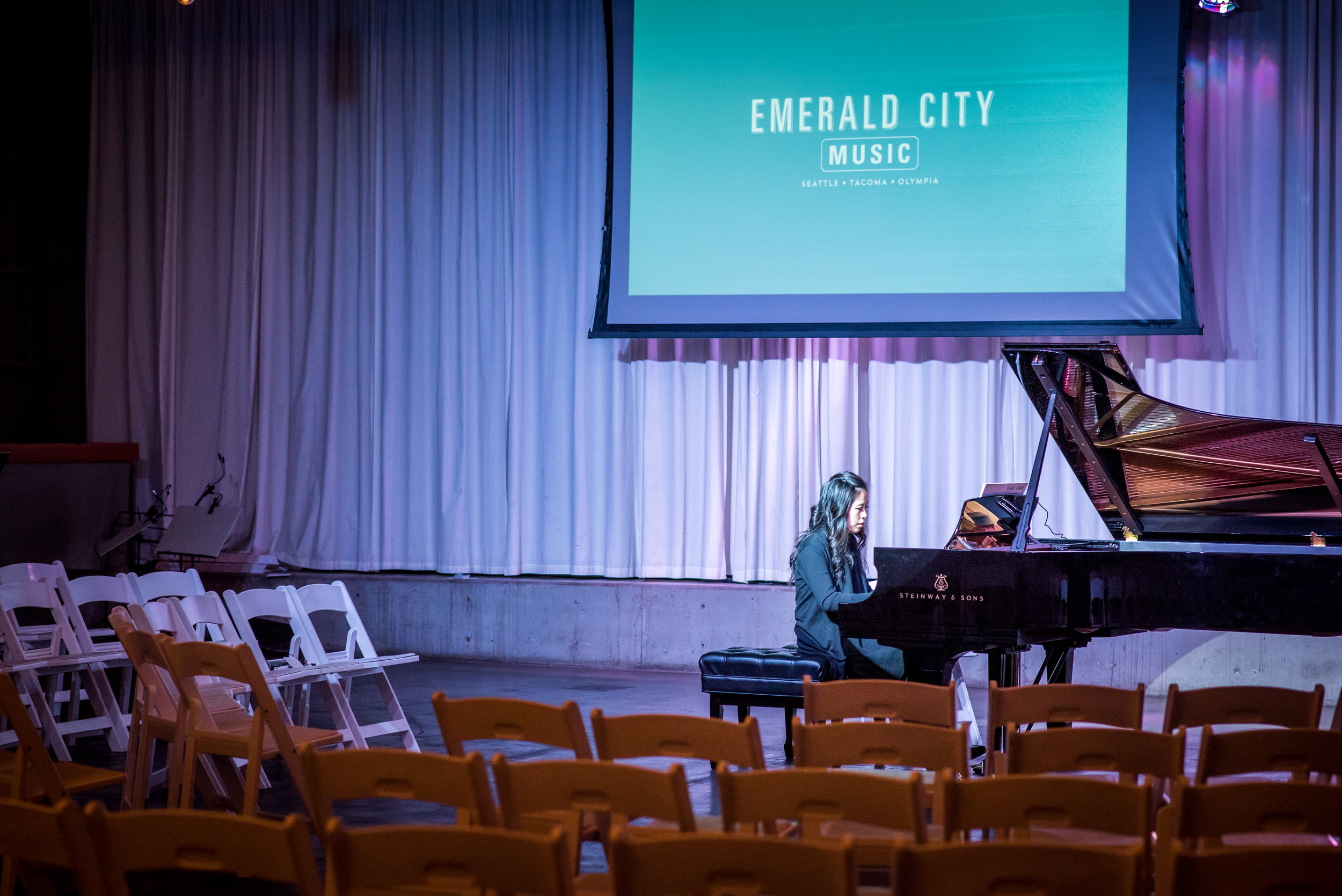 Pianist Gloria Chien warming up before Emerald City Music's inaugural season opening night in September 2016.