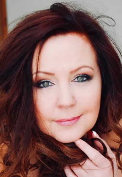 tina madden esthetician.jpg