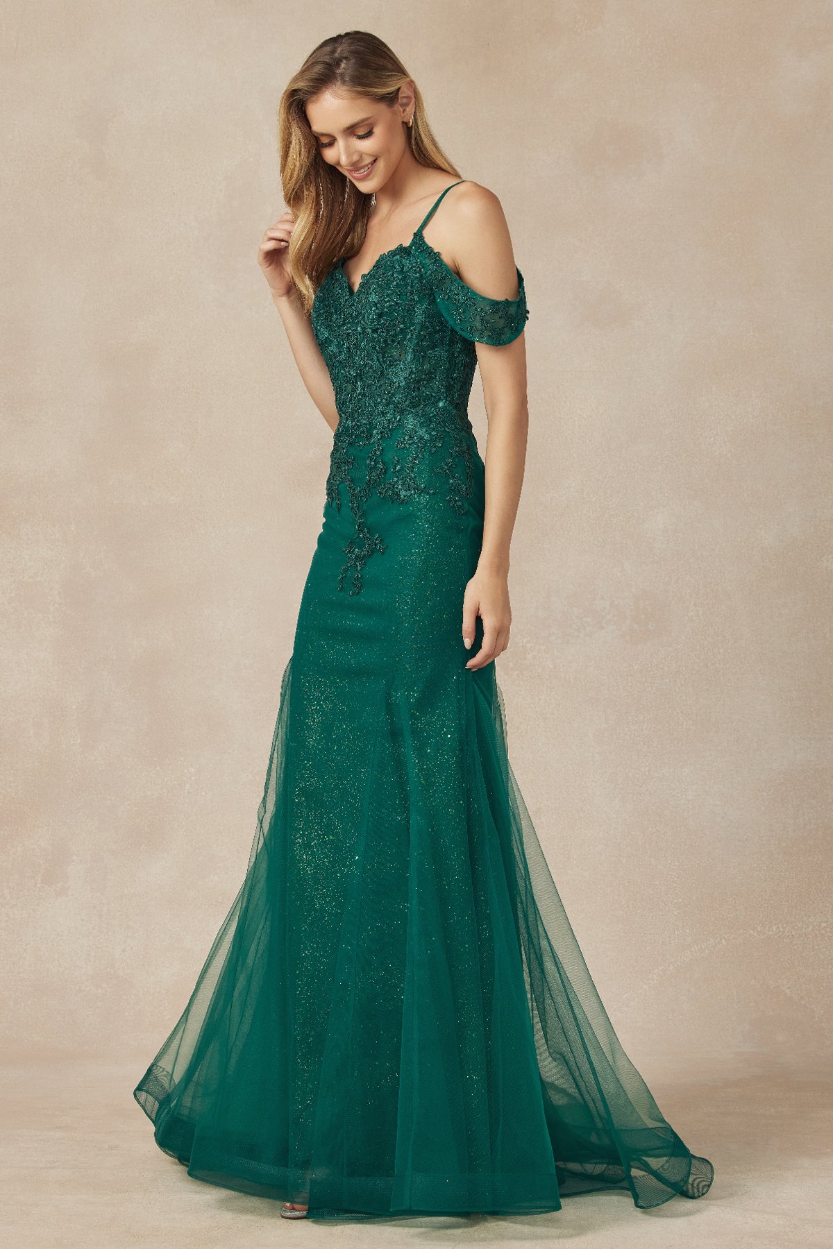 Velma | Square Neck Emerald Green Sequin Mermaid Prom Dress | KissProm