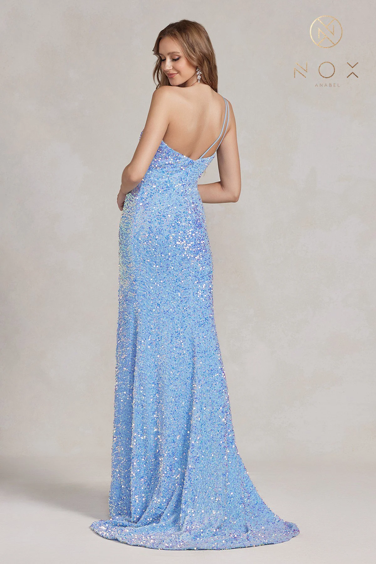 Captivating Blue Prom Dress - Make Your Night Unforgettable with Irresistible Charm!