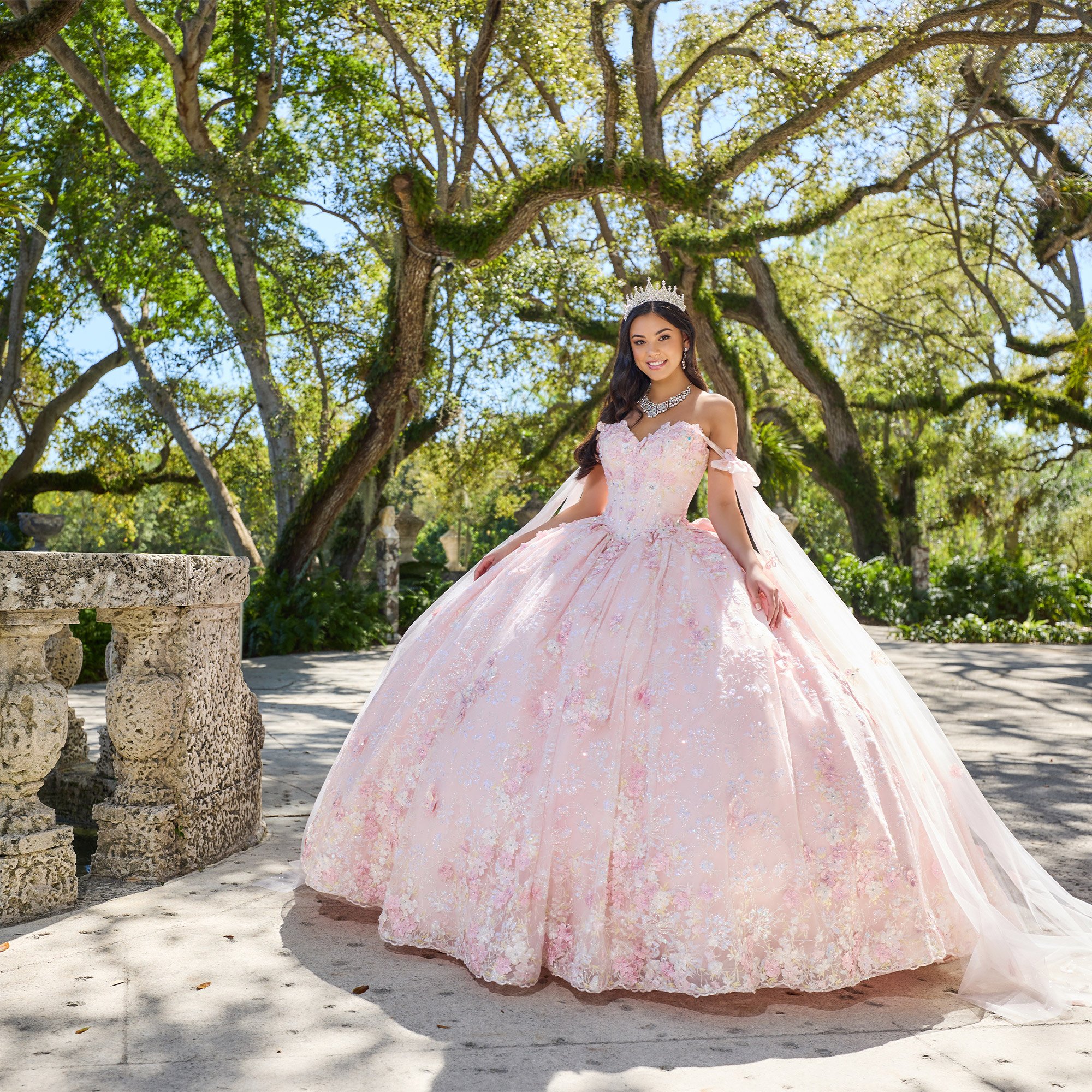 Princesa by Ariana Vara — Danielly's Boutique