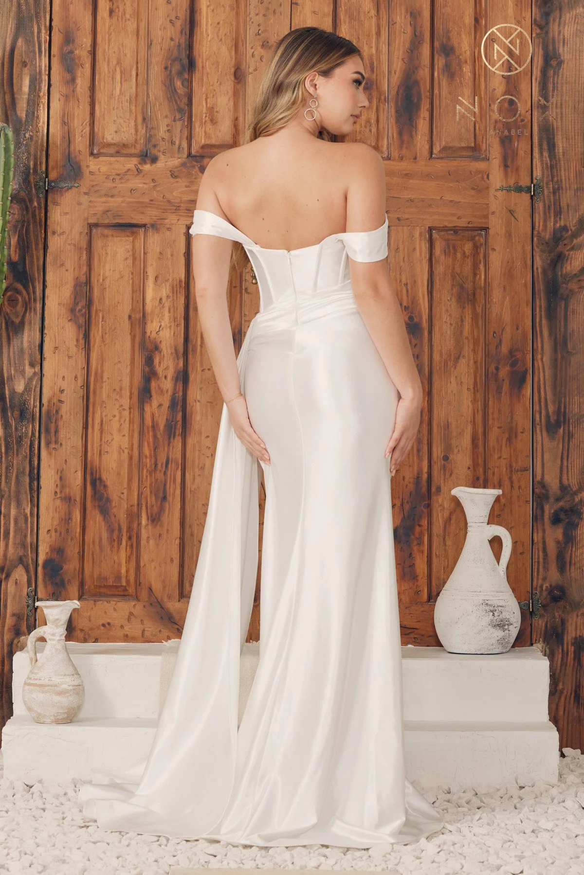 White Bustier Design and off the shoulder straps solid short dress