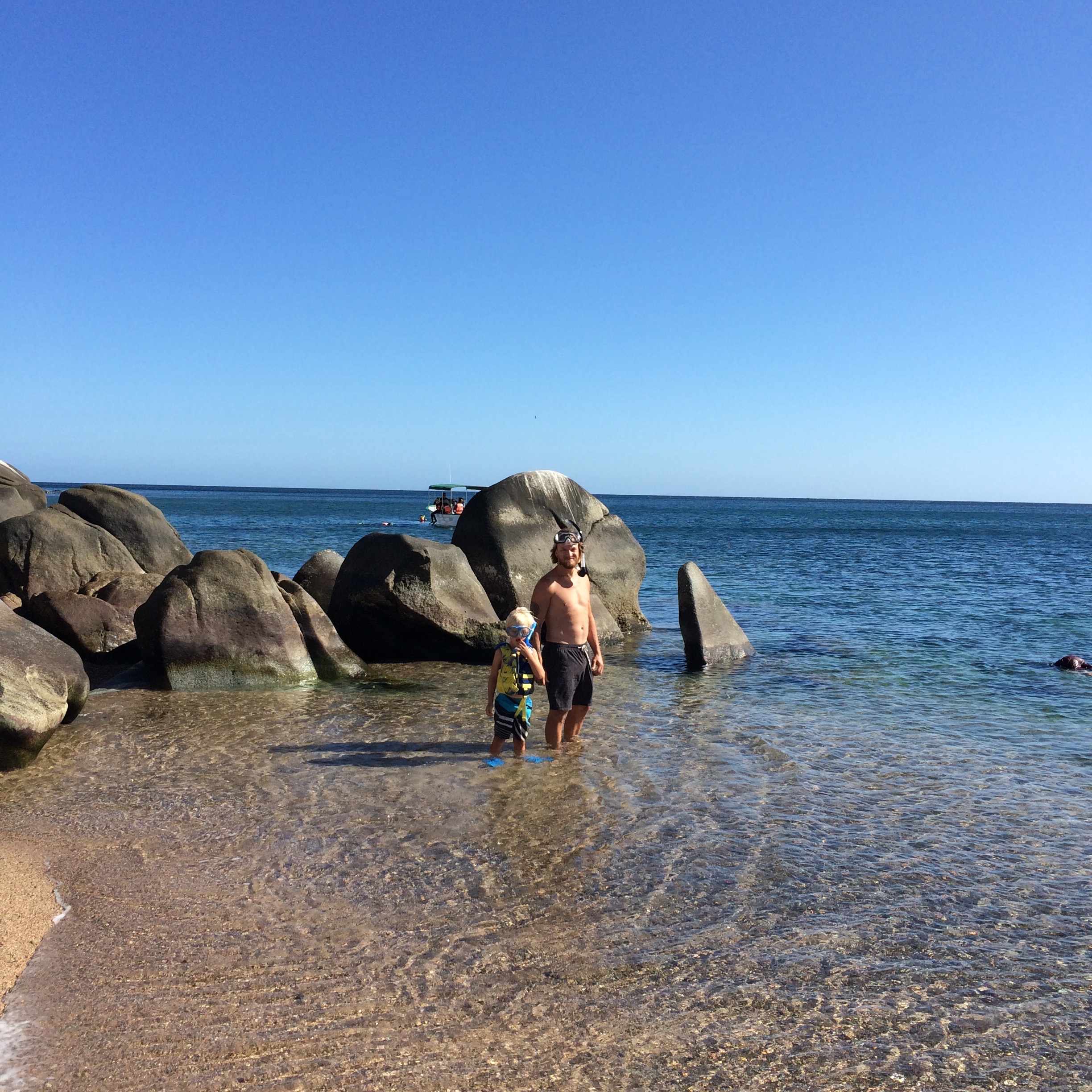 Snorkelling at Cabo Pulmo and learning about marine life, Baja.