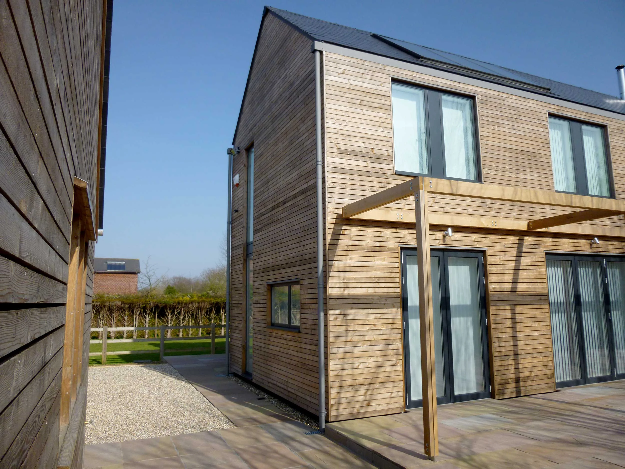 south-elevation-cladding-larch-polstead-architecture-suffolk-architect-modece.jpg