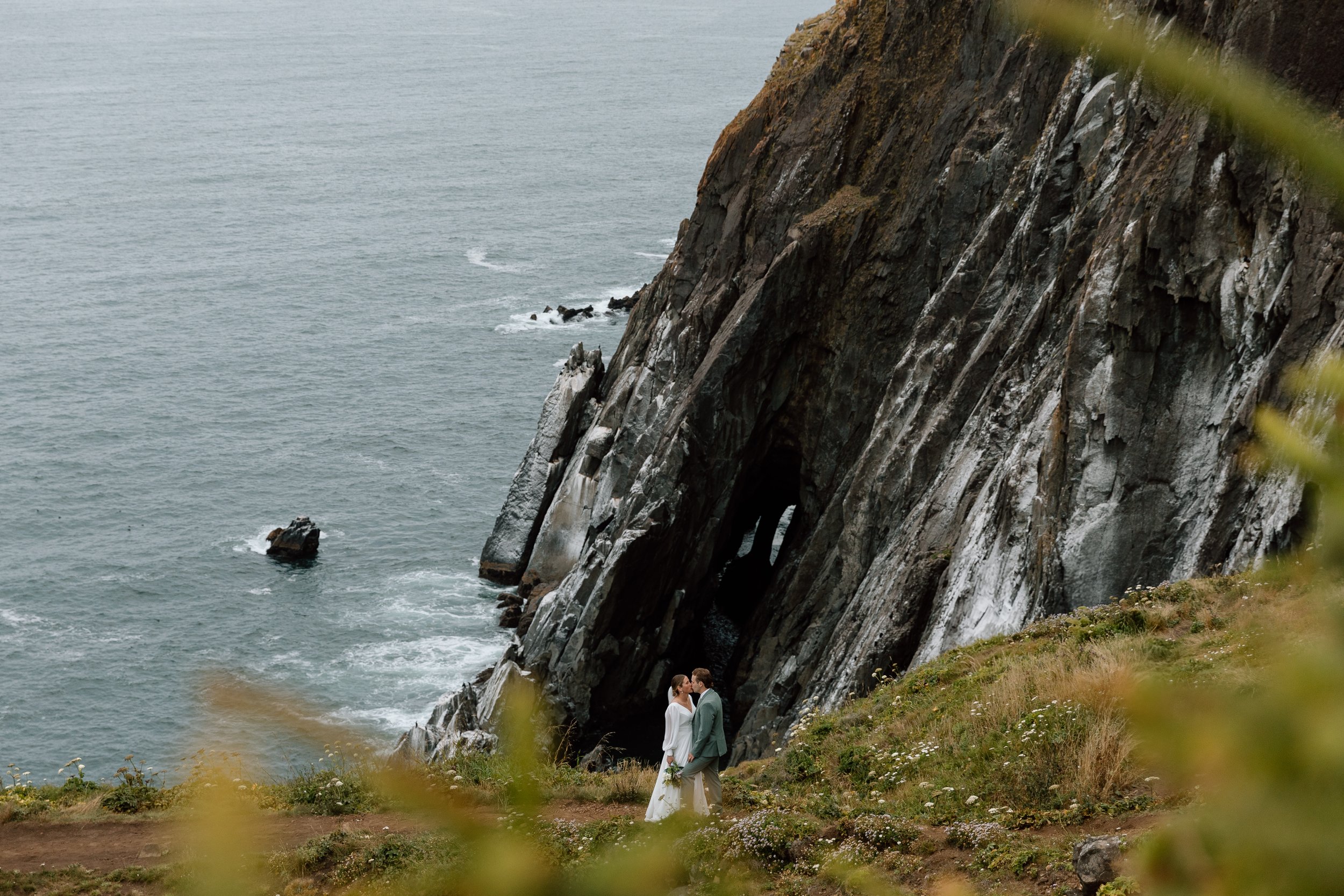 Elk flats elopement on the oregon coast
