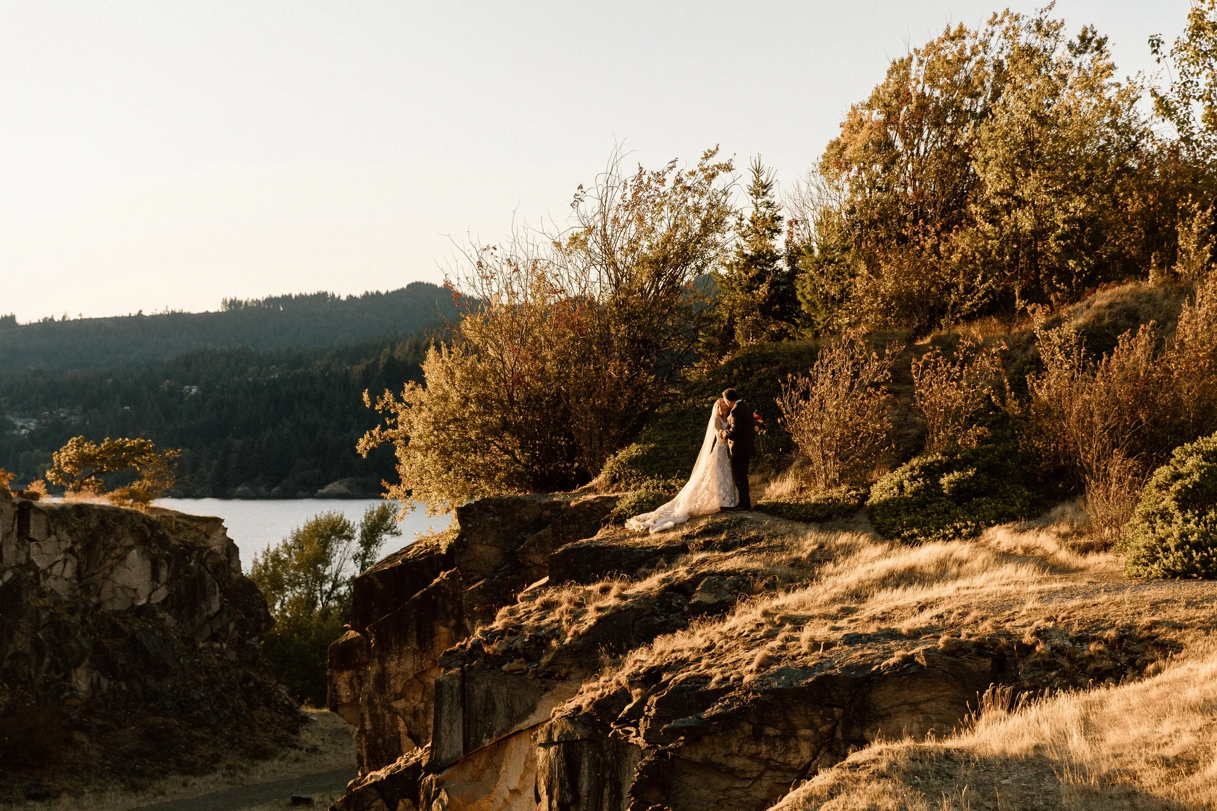 Government Cove elopement in Oregon