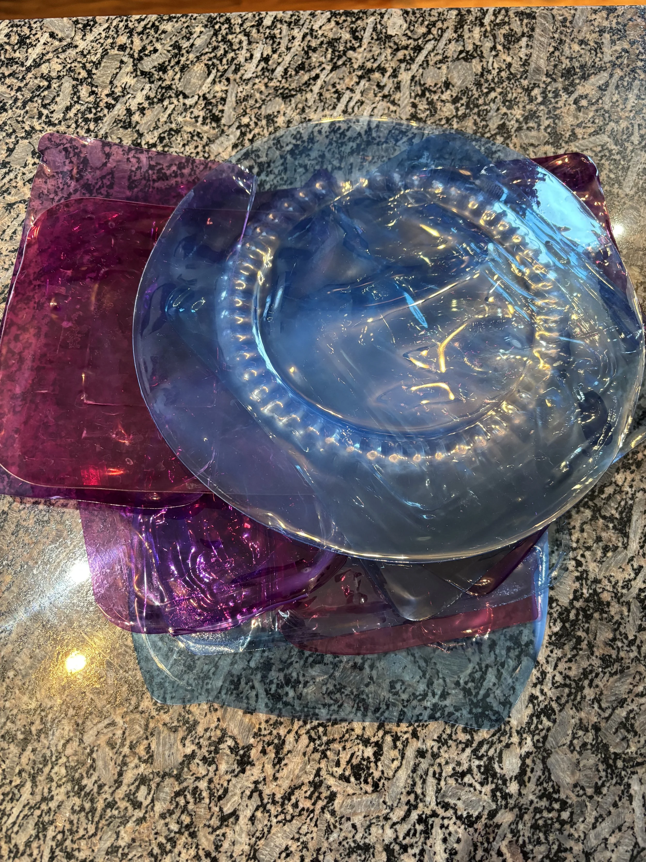 Flatten dyed plastic