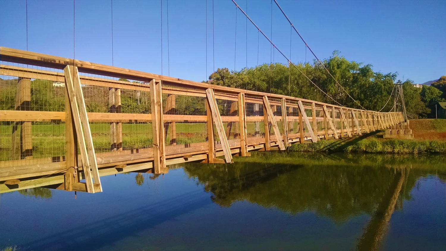 Swinging Bridge, Hanapepe.