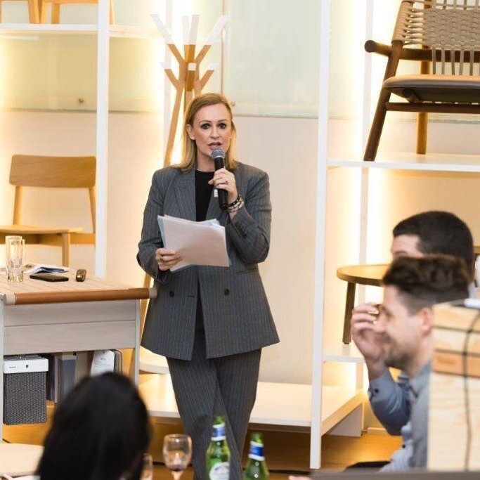 #throwback to 2 weeks ago presenting #neurodiversity in #workplacedesign @widac_sydney #trivianight Such a fun event centred on an important topic #workplacewellness #designatwork #theresnoplacelikework @futurespacedesign @schiavellofurniture #worksp