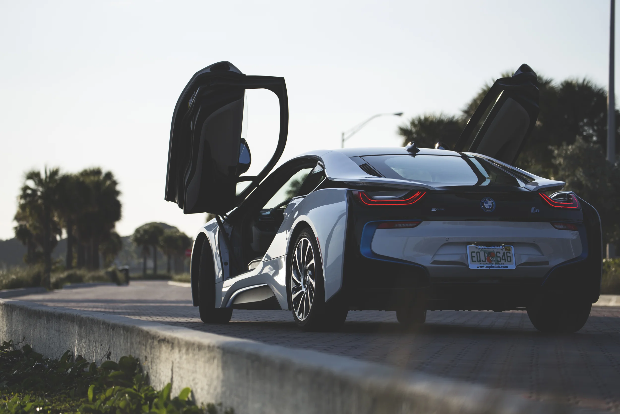 i8 Edit 2.jpg