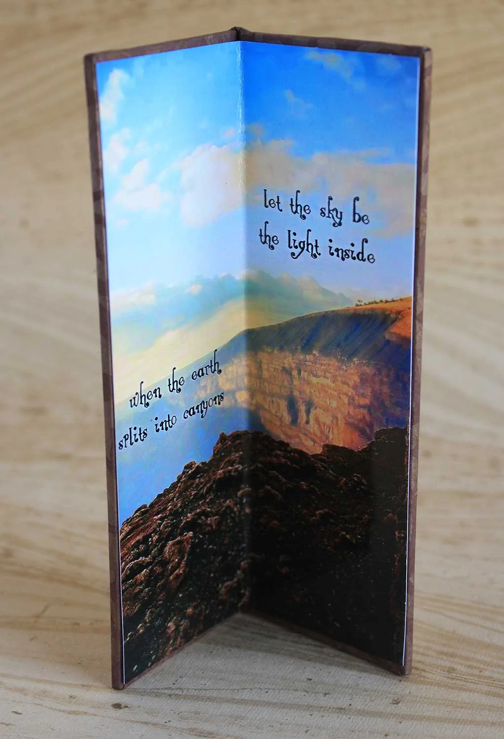 Canyon-upright-open.jpg