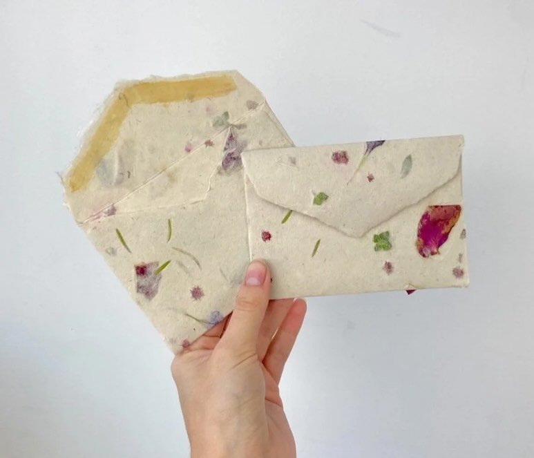 Huge thanks to all the people who showed up to on Saturday to buy from us at @buffalowomensgifts . This year has been really hard and seeing people light up buying our art makes all of it worth it. 

I wanted to share this story because it reminded m