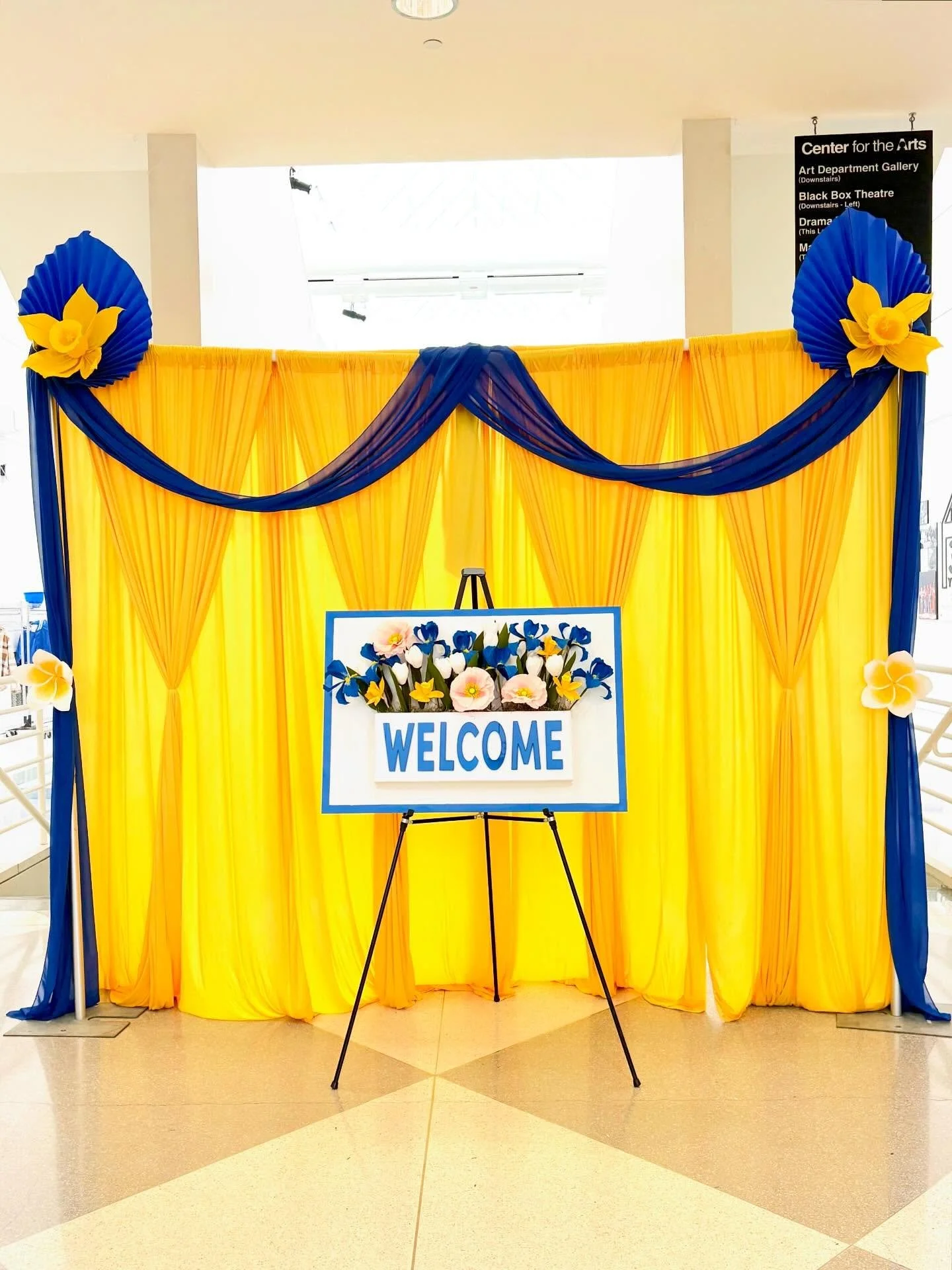 The SUNY school system in NYS enacted a policy to reduce their consumption of single use plastics and other products designed for single use. And guess what&hellip;that includes balloons for decorations, which we think is fantastic because balloons a