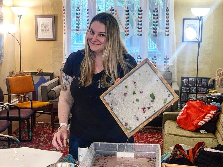Papermaking demo for @allentownrefringe at @allentownassociation !! It was such a great day, despite the rain because I got to hang out with Amy whose project, Mending Our City: One Stitch at a Time was teaching people how to sew using antique and mo