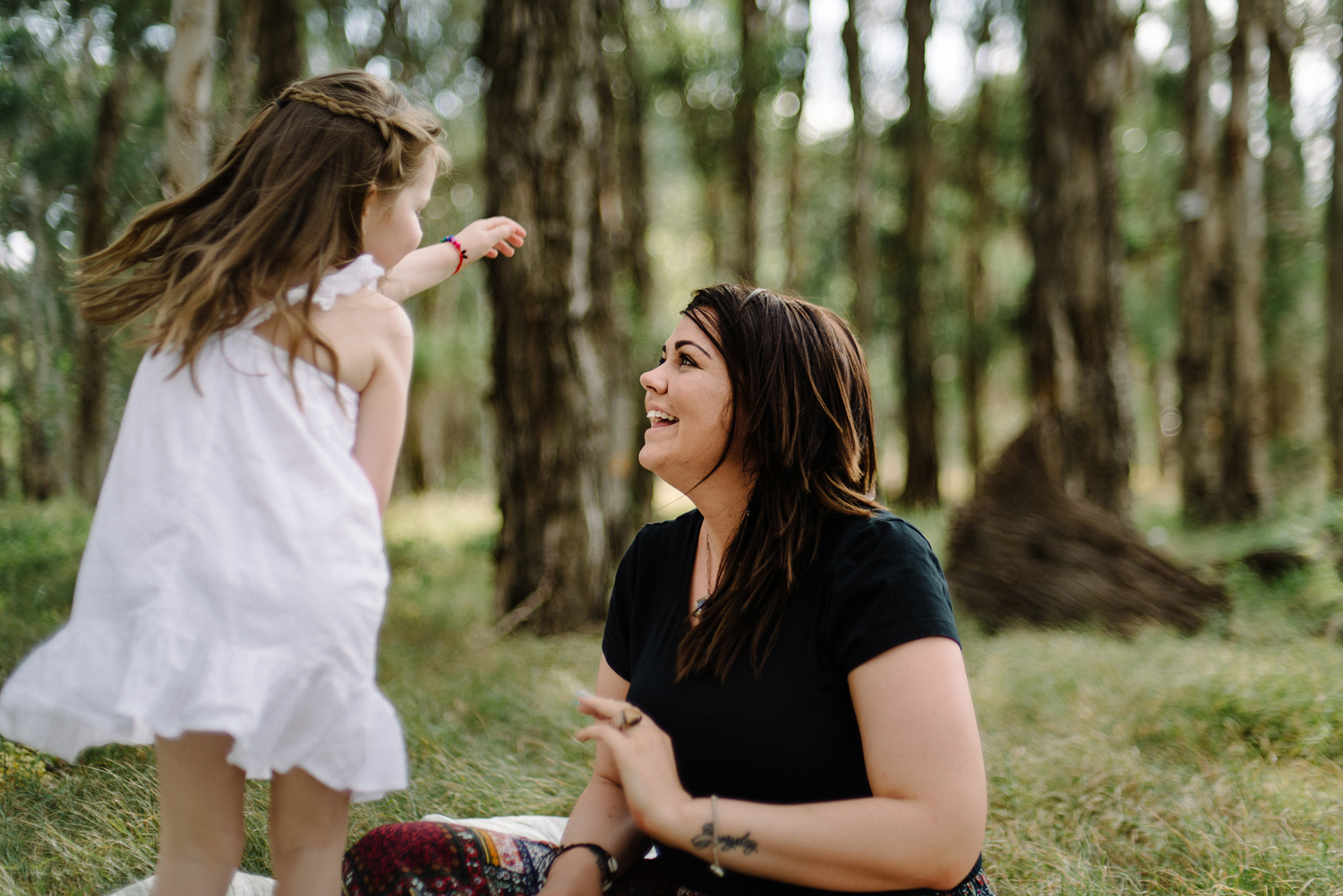 Stunning motherhood portraits in Sydney by Cindy Cavanagh