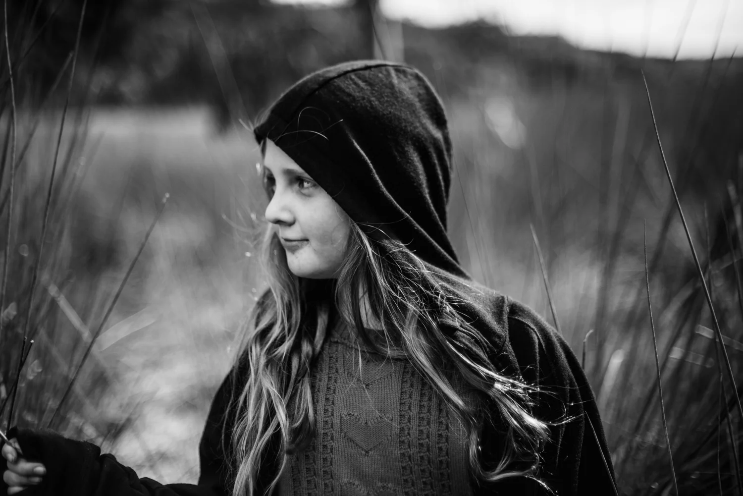 Sydney Lifestyle photographer: Into something better with a family bushwalk.