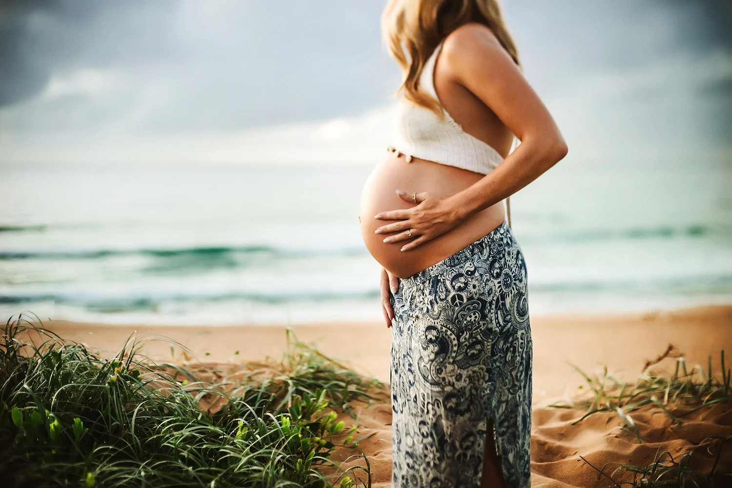 maternity-photographer-sydney-sunrise-on-the-beach