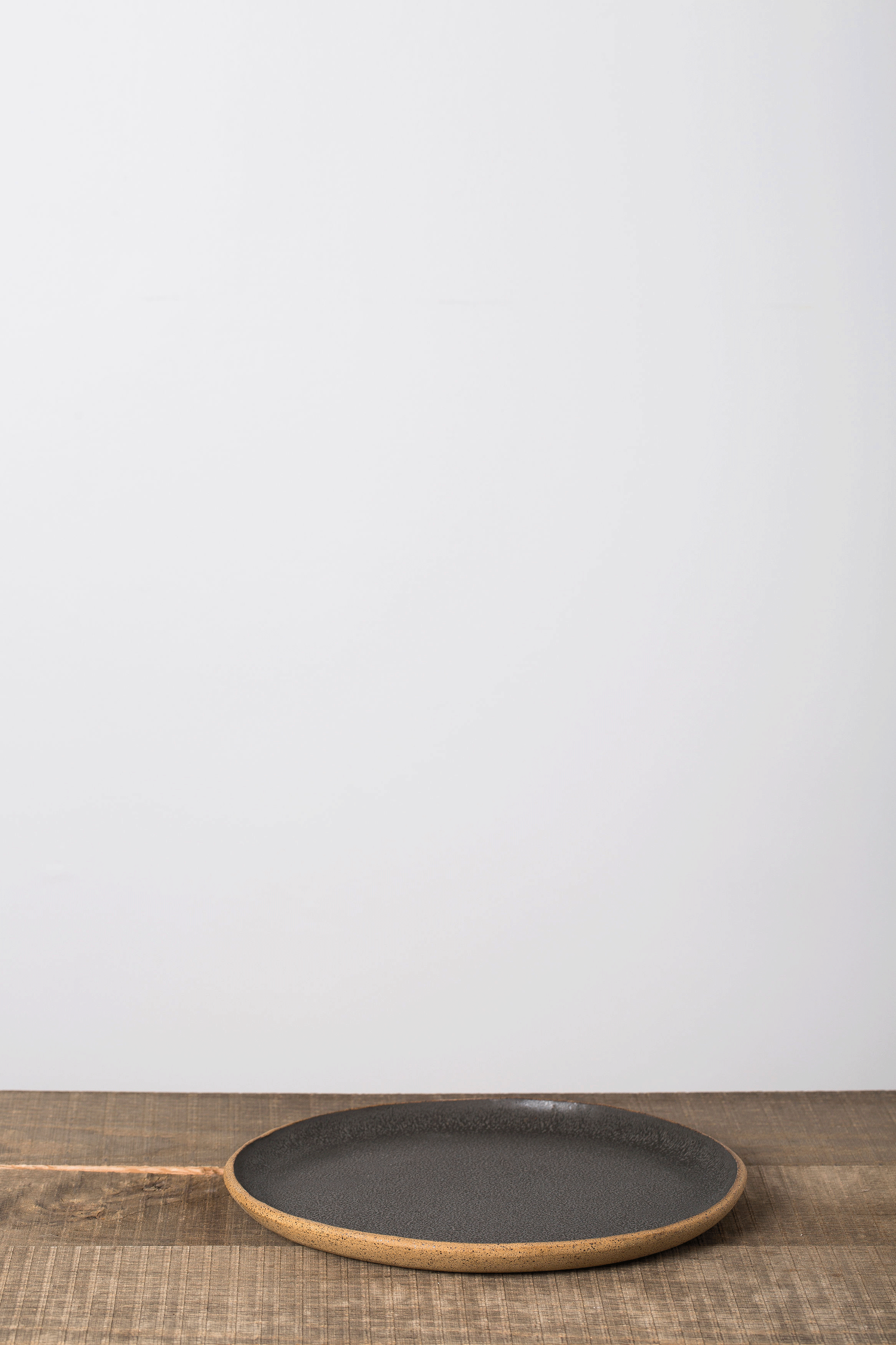 Stacking-Dinnerware-Charcoal.gif