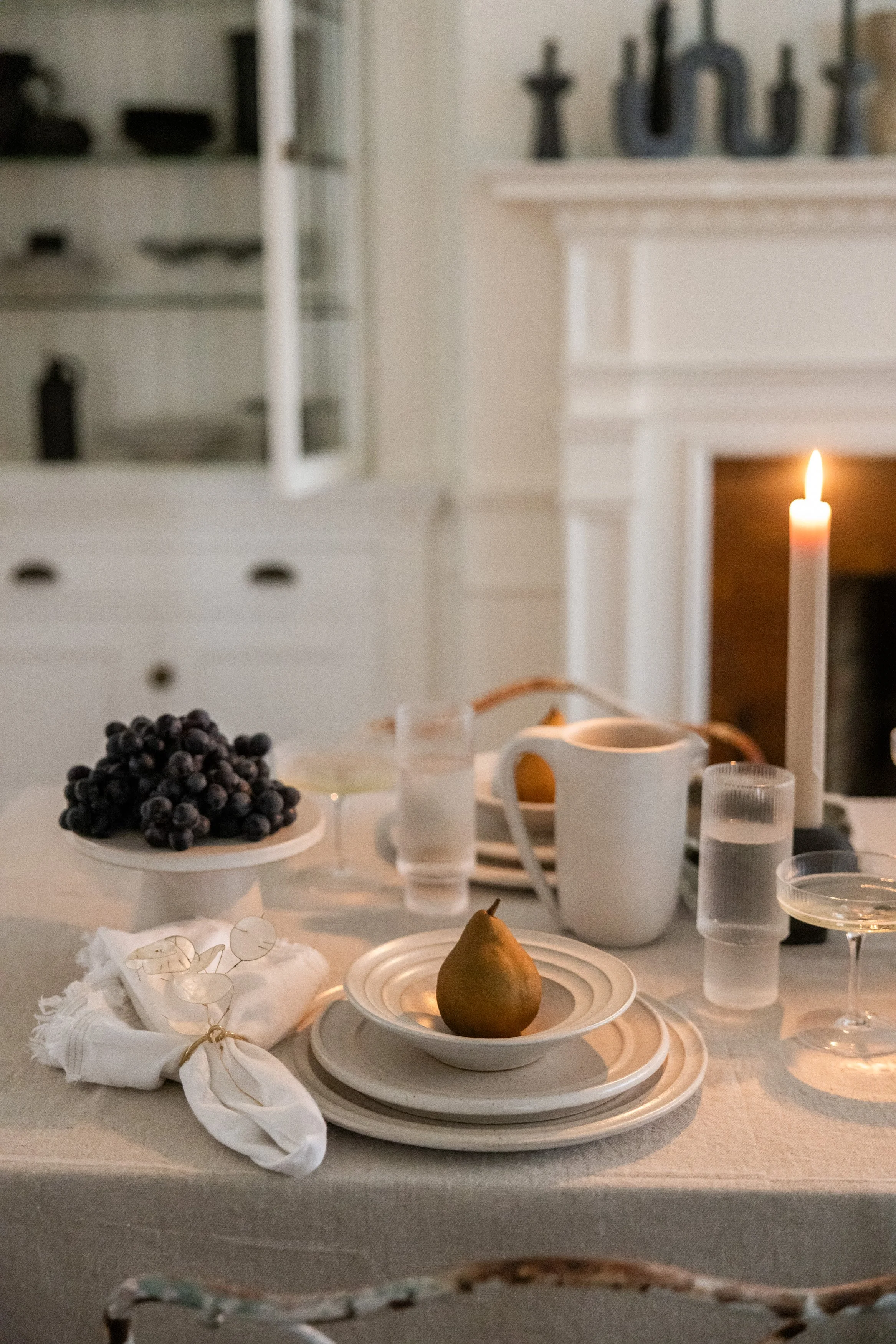 The Minimal Tablescape
