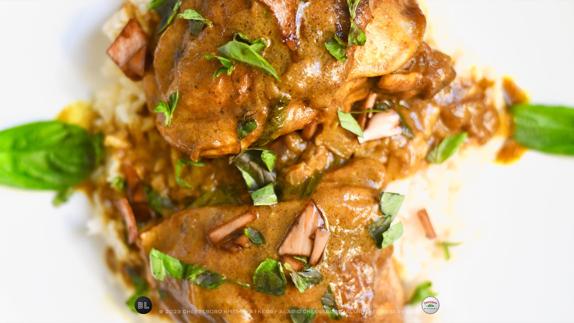cheeskitch-230830-bl-curry-peanut-basil-curry-chicken-thighs-top-shot-1-1920-hor.jpg