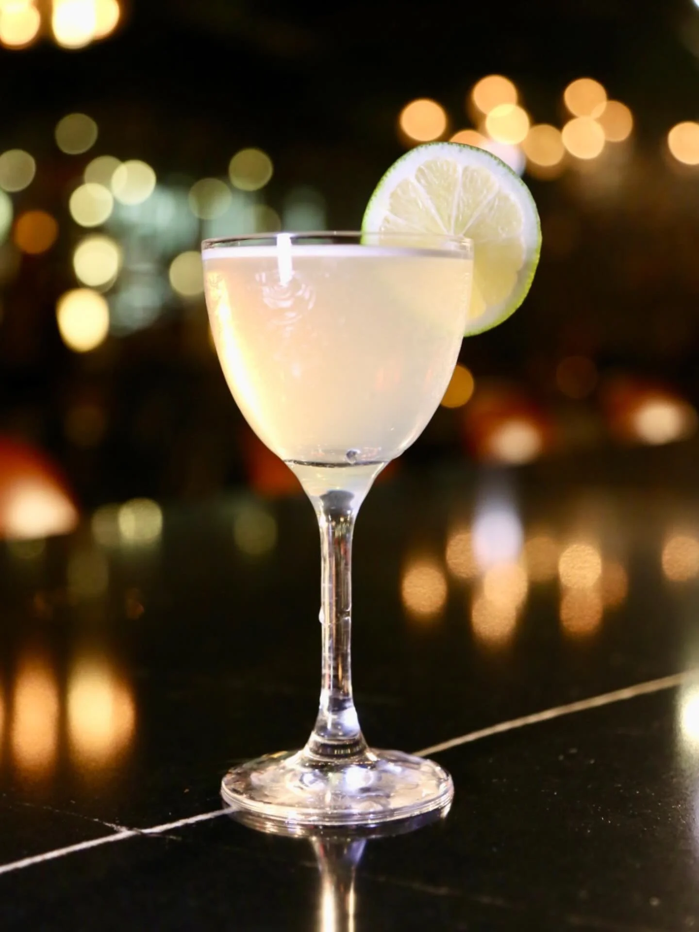 This is what Sunday looks like at 831 N. State. The Milk Punch Daiquiri is on the bar tonight &mdash; and honestly, that's reason enough to come in. Walk-ins always welcome at the bar.

#DineAtAlpana #AlpanaChicago #ChicagoRestaurants #GoldCoastChica