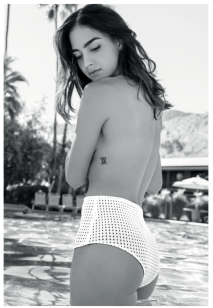 Maxim/ Melissa Barrera /Ro Palma