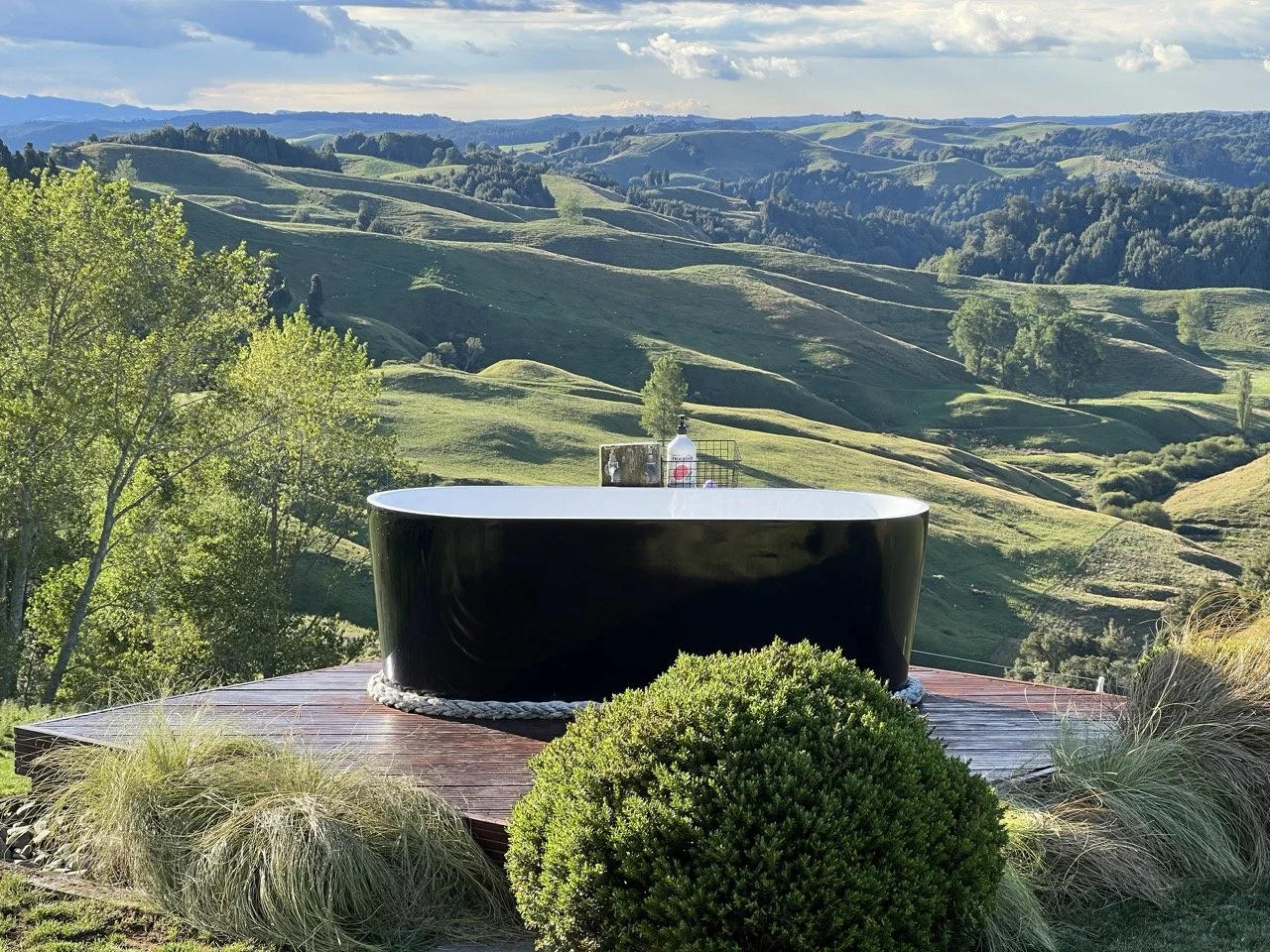 Kiwi Bubbles: A tour of bathtubs and Champagne