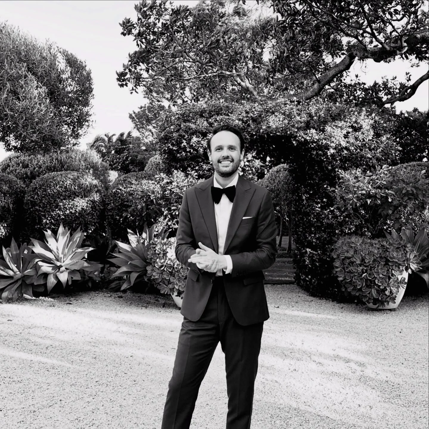 A year that took me near and far, from LA and Vegas, to Byron Bay and my little registry office in Glenelg - plus everywhere in between! It&rsquo;s been another massive year with 149 couples married 🤍 So grateful to be trusted by so many people to p