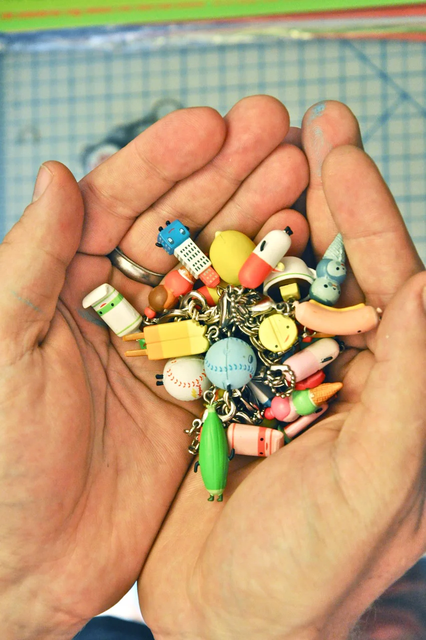 LET'S HANG for KID ROBOT handful of friends