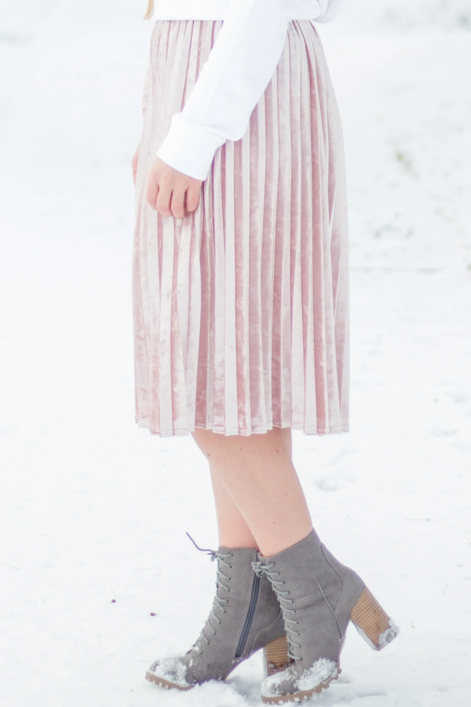 gray boots outfit.jpg