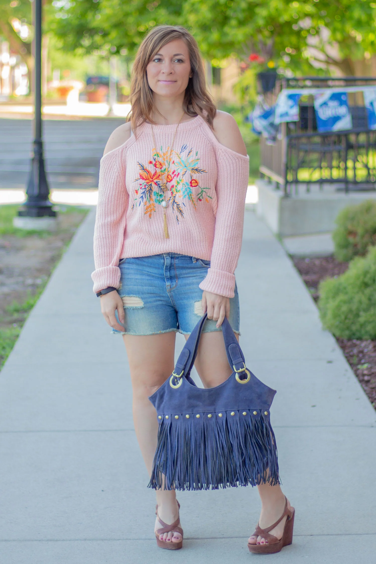 Just what you need for summer - a cute casual boho inspired outfit, perfect for all of your fun summer outings!
