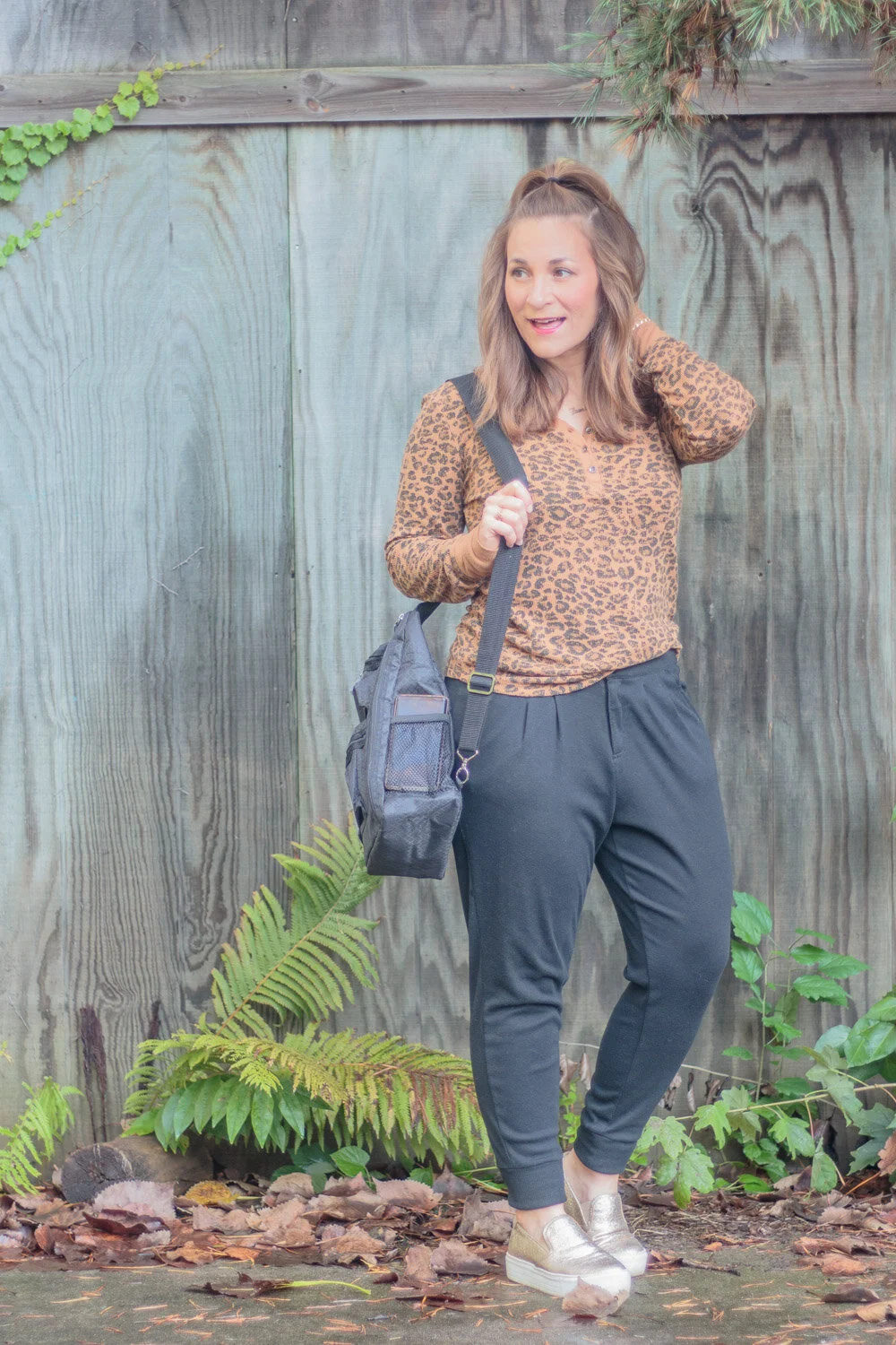 what-to-wear-with-joggers.jpg