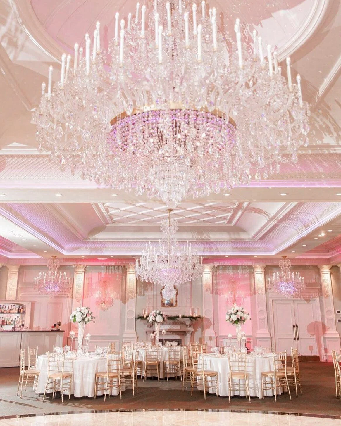 Venue goals! Follow along on stories today to see some of our favorite locations from coast to coast 🤍🤍🤍