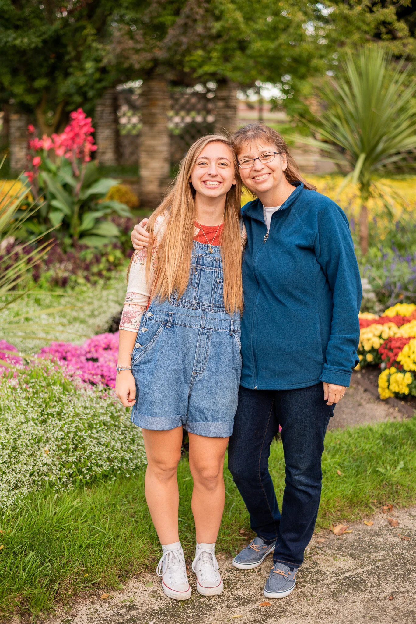 Elise_Waukesha Senior Photographer-58.jpg