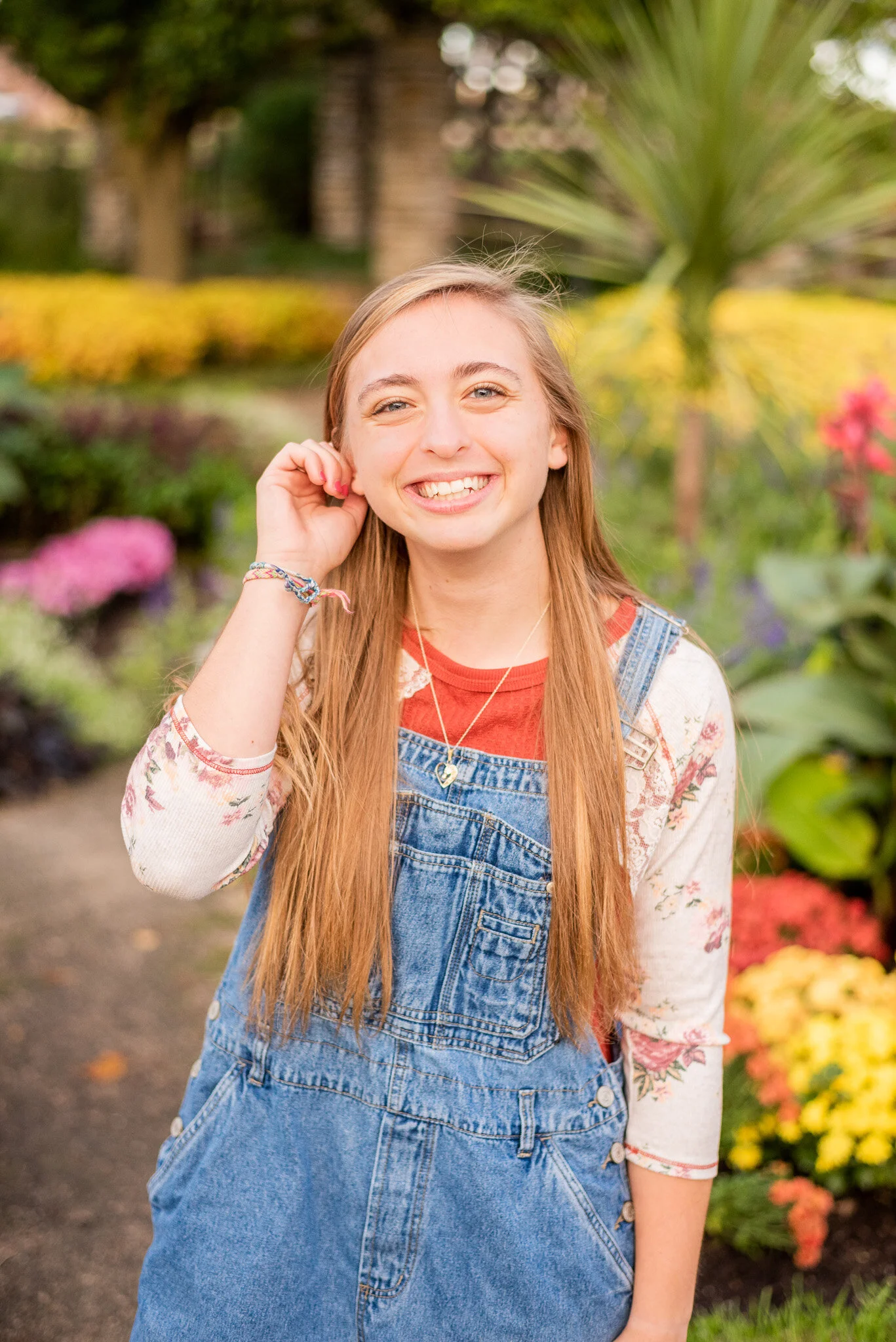 Elise_Waukesha Senior Photographer-55.jpg